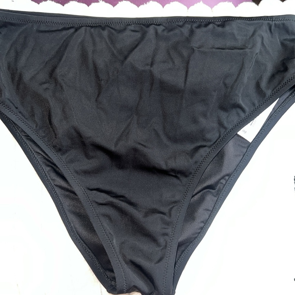 NWT Shade & Shore Women’s black swim bottoms size Large